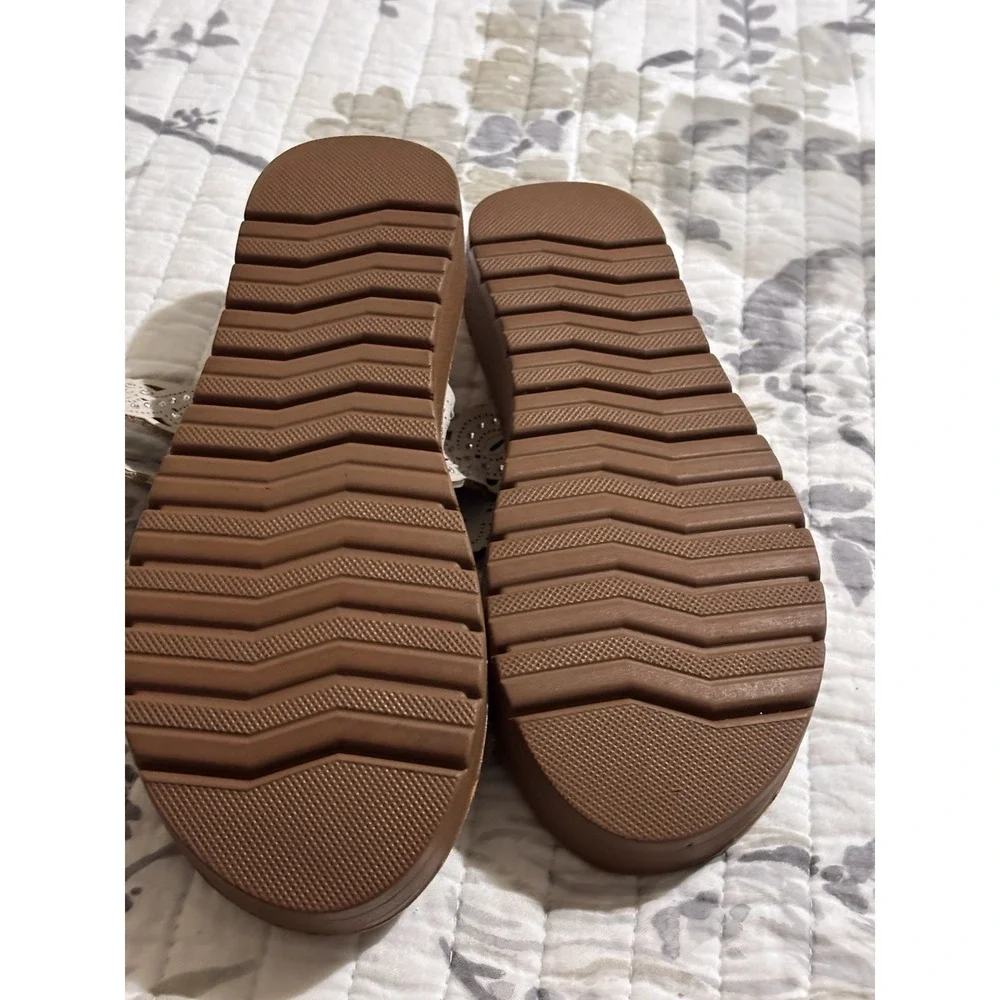 Soda Women's Sandals Beige Rhinestone Laser Cut Slide Casual Summer